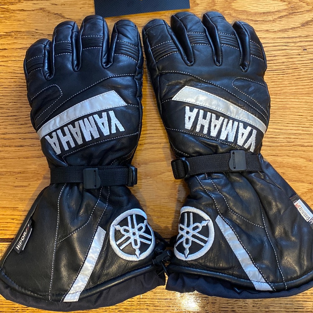 Yamaha FXR Leather gauntlet glove - Snowmobile